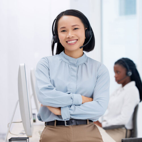 asian-woman-call-center